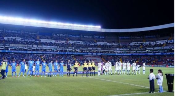 ¿Otra vez? Conato de bronca en La Corregidora en partido Querétaro vs. Cruz Azul