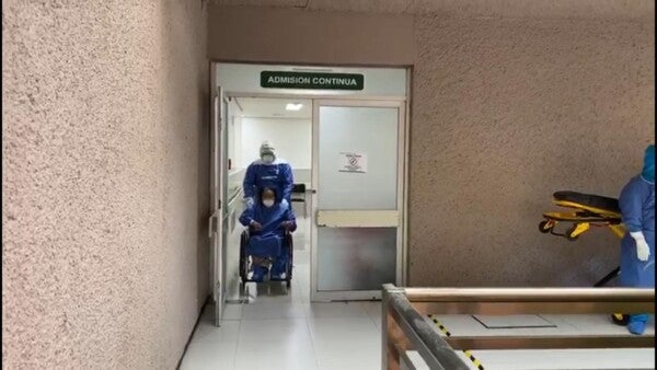 Mérida: Mujer de 50 años logró vencer a la Covid-19 en clínica del IMSS