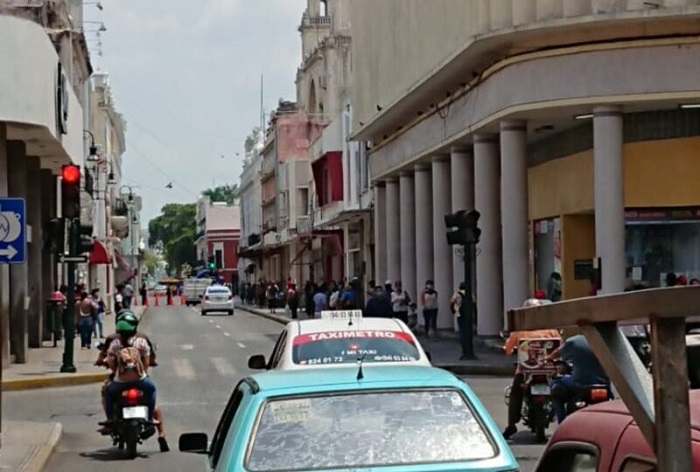 Méridanos regresan masívamente a las calles... por eso tanto contagio