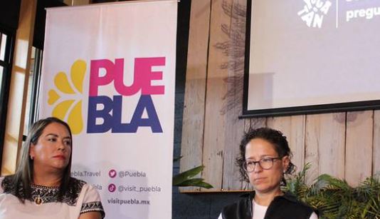 Anuncian vuelos director de Puebla a Mérida