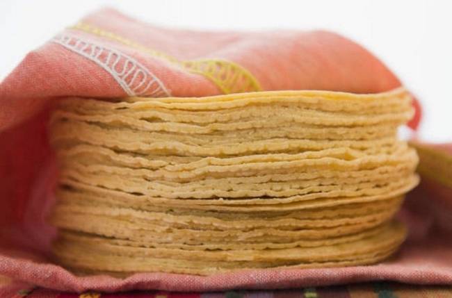 Celaya se queda sin tortillas tras ataque a comercios; los extorsionan