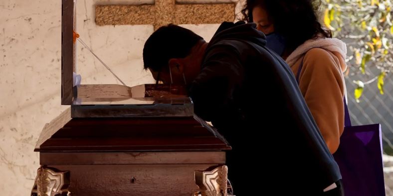 Estudio del Senado: México es el quinto país con más muertes por COVID-19