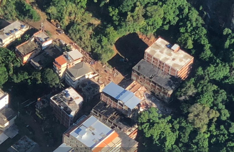 Se derrumban dos edificios en Río de Janeiro; hay dos muertos