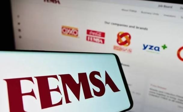 Grupo FEMSA chocará con el Banco del Bienestar con sus casi 21,000 Oxxo´s