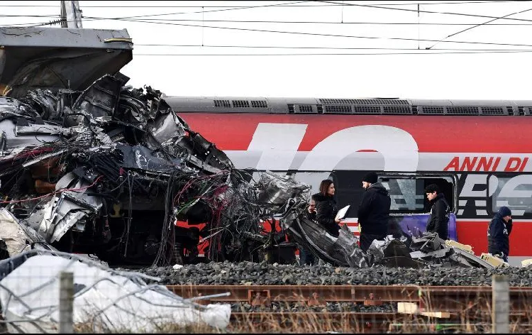 Descarrila un tren de alta velocidad cerca de Milán