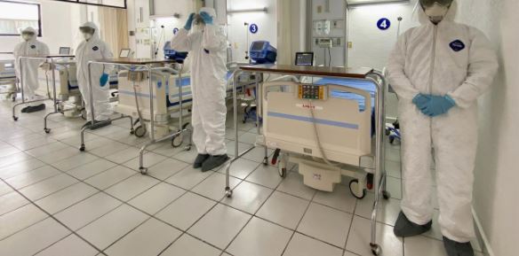 Acuerdan 150 camas de hospitales privados para Covid para miles de contagiados cada día