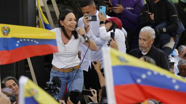 Arrestan a opositores de Nicolás Maduro y van por más partidarios de Corina Machado