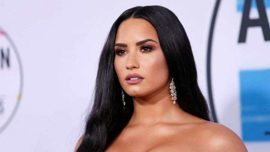 Hackean cuenta de Demi Lovato y publican fotos íntimas