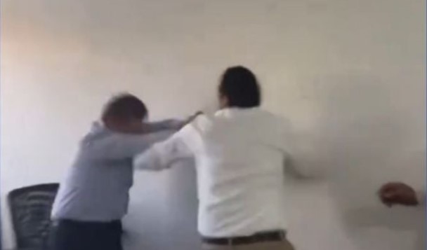 (VIDEO) Golpes en la "4T": diputado y exdiputado del Verde se lían a trancazos