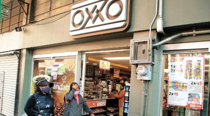 Oxxo al cumplir 45 años, representa 36% de ingresos de FEMSA