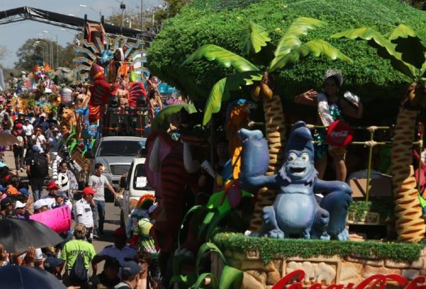 Habrá carro alegórico para LGTBTTI en el Carnaval de Mérida