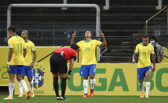 Brasil aplasta 5-0 a Bolivia en el arranque de la eliminatoria sudamericana