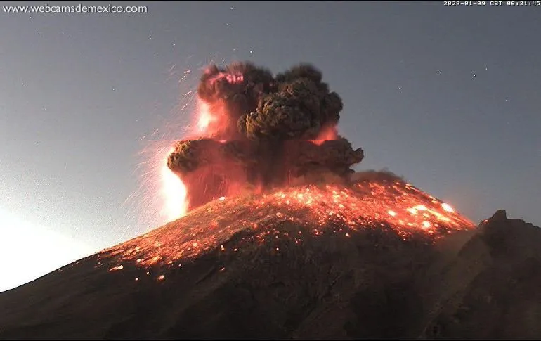 Popocatépetl genera fumarola de 3 kilómetros