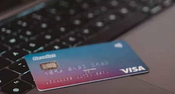 Profeco aplicará fuertes multas a quienes cobren comisiones por pago con tarjeta