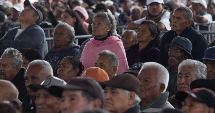 Reforma AMLO: Propone quitar dinero a personas de 70 años que no reclamen a su Afore