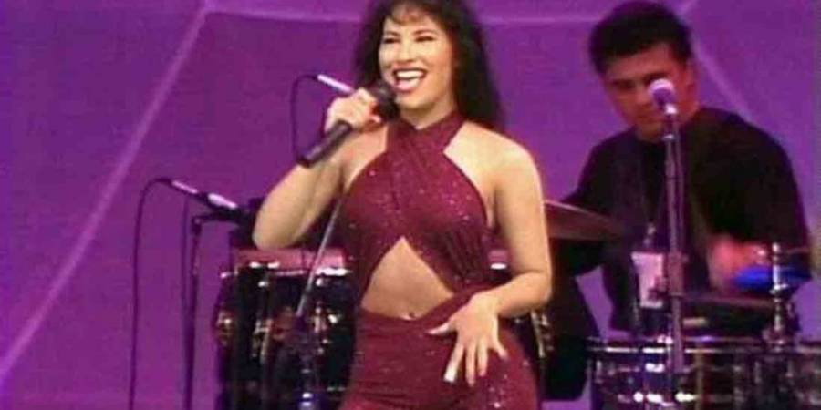 Fans de Selena rompen récord Guinness por videos cantando ‘Como la flor’