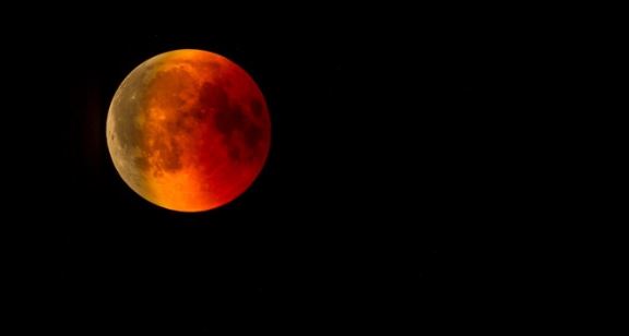 Mañana martes 7 de abril habrá Superluna