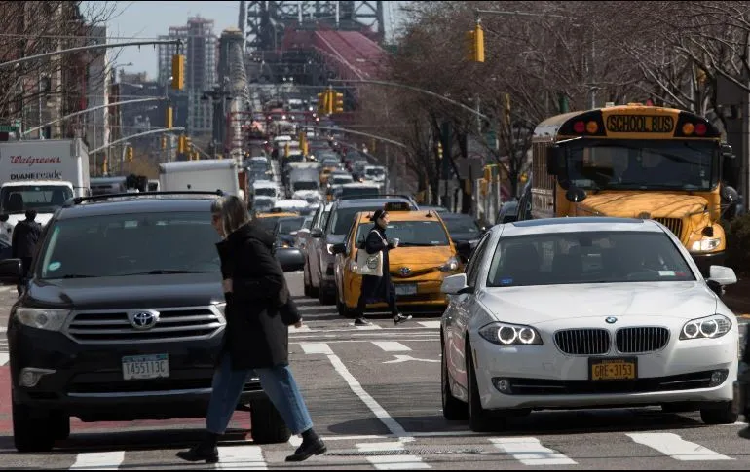 Nueva York dará licencias de conducir a  indocumentados