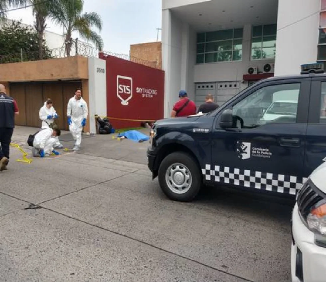 Sicario ejecuta a mujer en zona controlada por El Mencho y el Cártel Jalisco