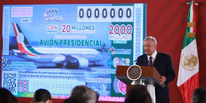 ¿Es legal rifar algo que no será entregado? Se rifa dinero, no el avión