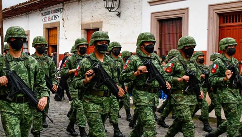 Informe revela que persisten abusos y opacidad en las fuerzas armadas en México