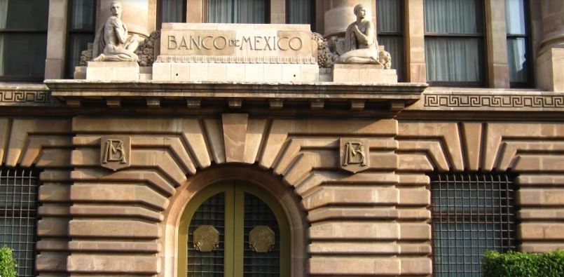 Banco de México reconoce la debilidad de la economía en el país