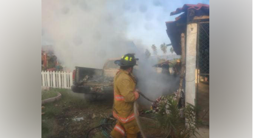 Acapulco: Acribillan a familia y queman su casa; siete muertos