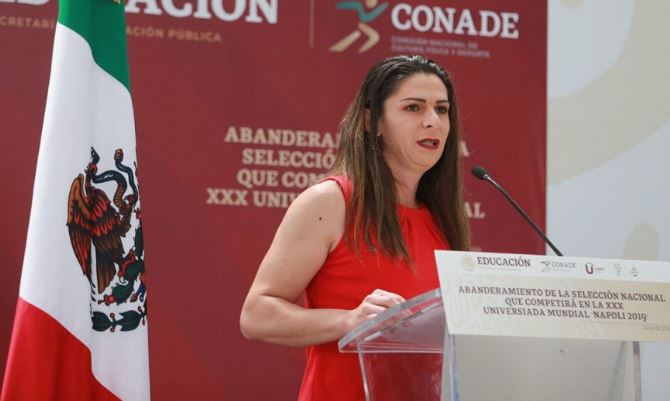 Con 10 viajes al extranjero de Ana Guevara gastó casi $400,000 con cargo a la Conade