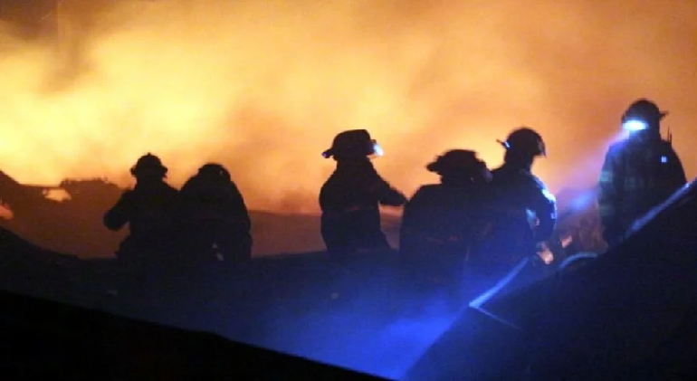 VIDEO. Se registra fuerte incendio en fábrica de Tlajomulco
