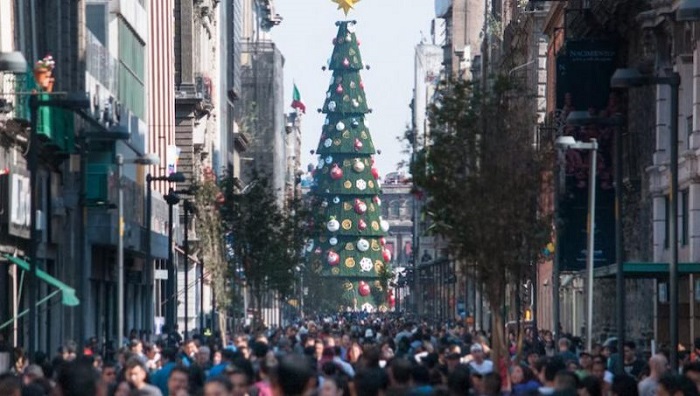 Mexicanos gastan hasta $5 mil en regalos de Navidad