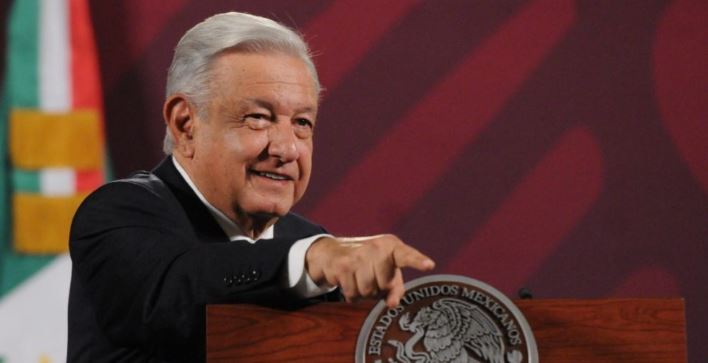 Arquidiócesis de Guadalajara llama “presidente de chiste” a AMLO: "Siempre responde con burlas"