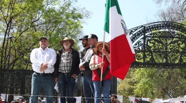 “Es un menosprecio al país no recibirnos”, dice Sicilia a AMLO