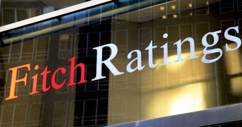 Fitch: Alza de la deuda y reformas de AMLO afectarían calificación crediticia de México