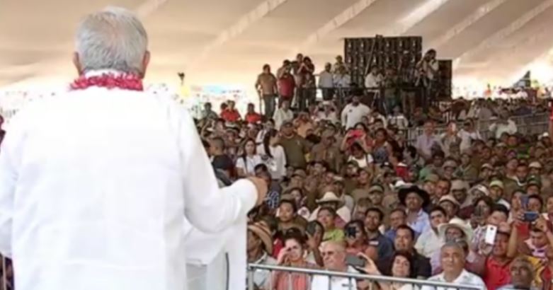 “No nos harán nada las pandemias”, dice AMLO en acto masivo, en Guerrero