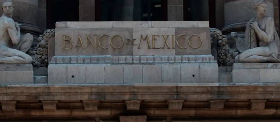 Banxico ajusta a la baja pronóstico de crecimiento en 2.2%