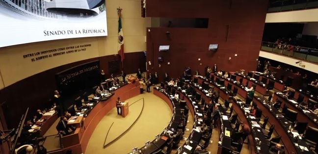 Aprueban en comisiones del Senado regulación de mariguana