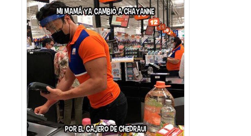 Cajero musculoso de supermercado es ¿Víctima de acoso?