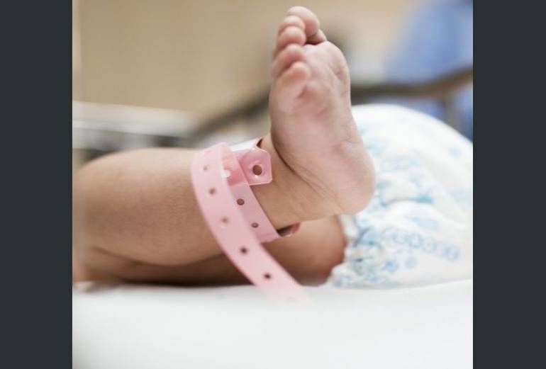 Muere tercer bebé por meningitis en España