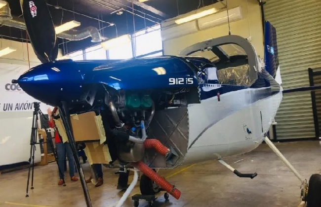 Universidad de Sonora presume primera avioneta ensamblada en Guaymas