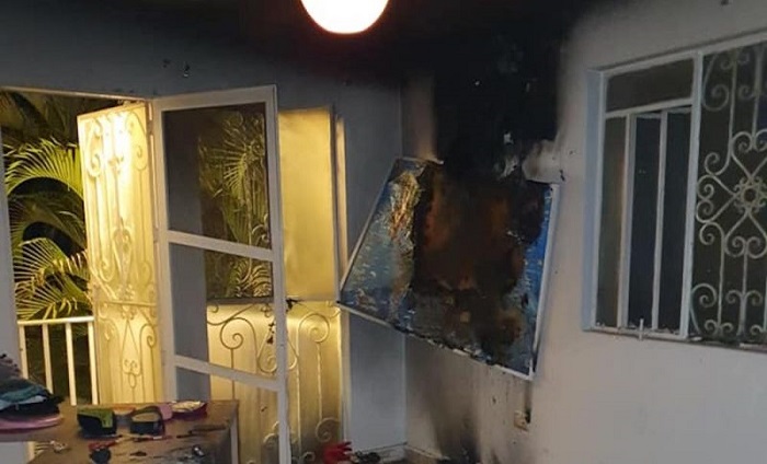 Se incendia su aire acondicionado mientras dormía en el centro de Mérida