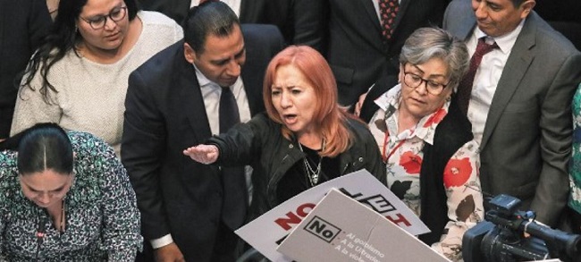 Mintió Rosario Piedra al Senado: dijo no tener cargo partidista y documento la desmiente