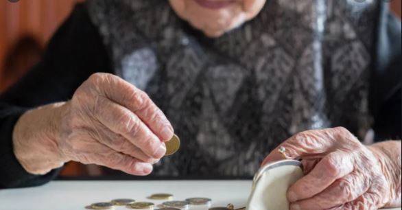 Presupuesto 2021 resistirá aumento a pensiones de adultos mayores