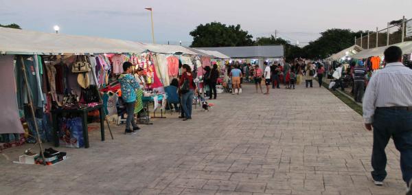 Este lunes, tras 9 meses de suspensión, regresan los tianguis en Mérida