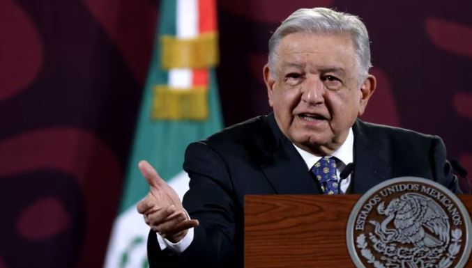 “No somos corruptos”, asegura López Obrador