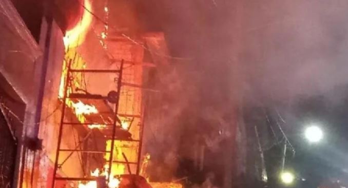 Coahuila: Papá e hija de 6 años mueren abrazados en un incendio