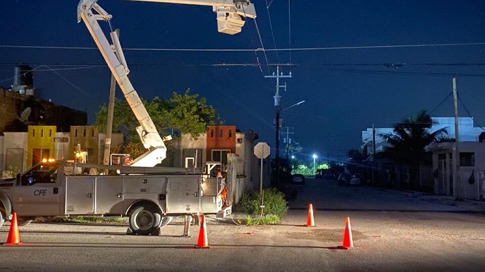 CFE activa protocolo de emergencia en la Península paso de “Zeta”