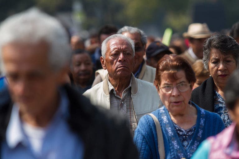 Adelantarán 2 bimestres de pago de pensión para adultos mayores, por inicio de proceso electoral