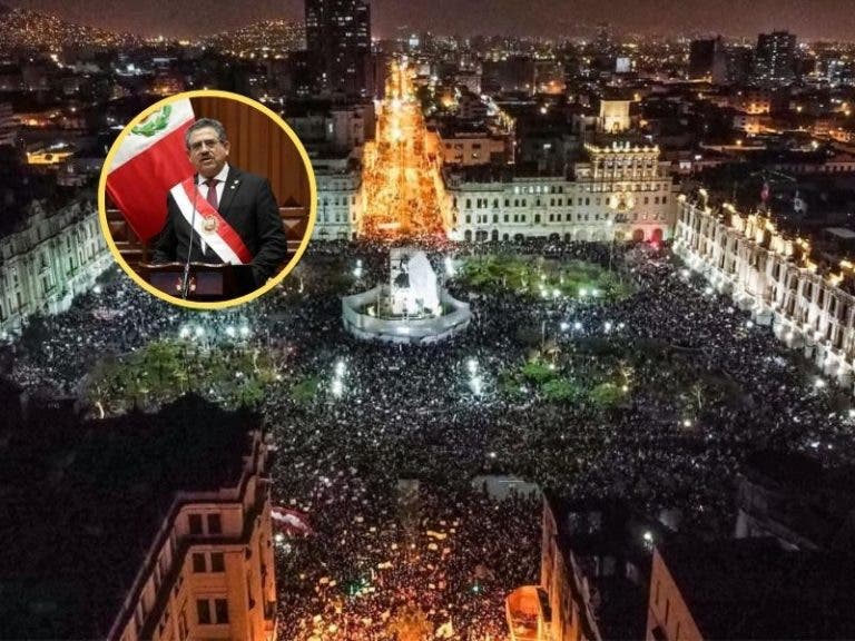 Renuncia presidente de Perú por fuertes protestas en el país