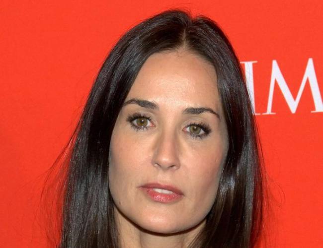 Demi Moore posa sin ropa para una revista ¡a los 56 años!