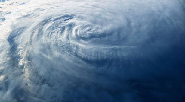 Anticiclones evitarían afectación de huracanes en México